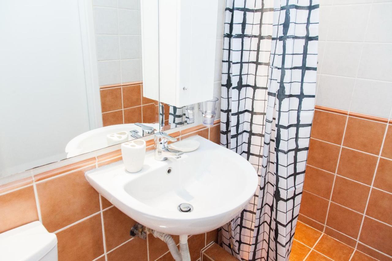 Centrally Located Studio In Athens! Appartement Buitenkant foto